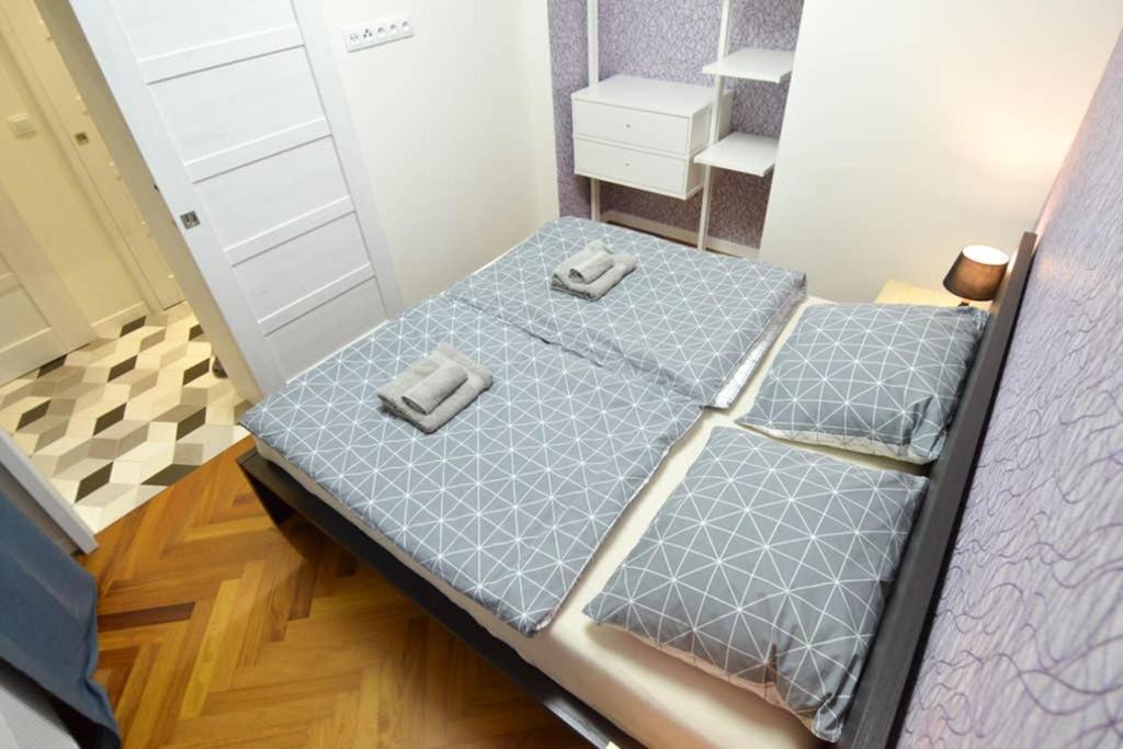 Brandly New Apartment Andel Prag Eksteriør billede